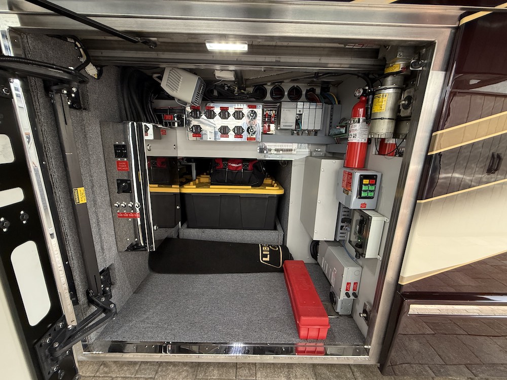 2016 Prevost Liberty H3-45 For Sale