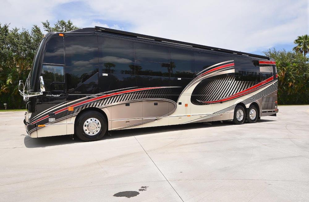 2016 Prevost Liberty H3-45 For Sale