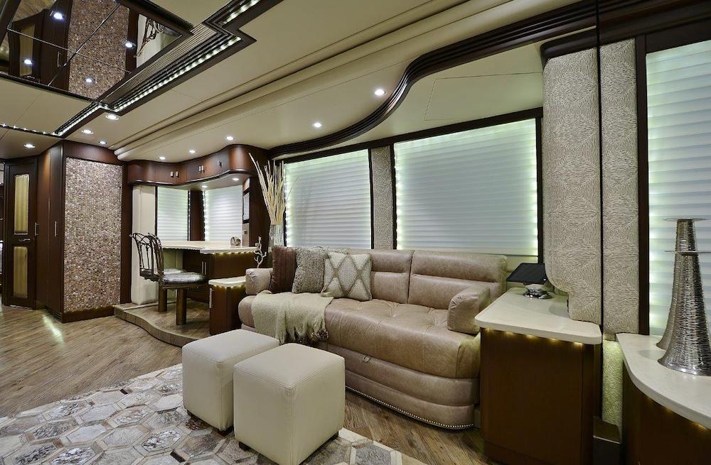 2016 Prevost Liberty H3-45 For Sale