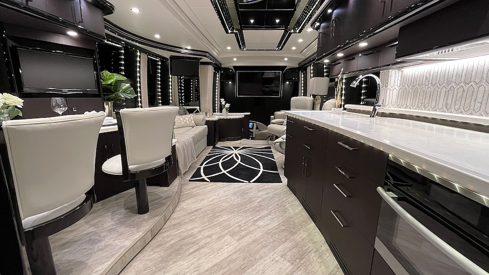 2016 Prevost  Liberty H3-45 For Sale