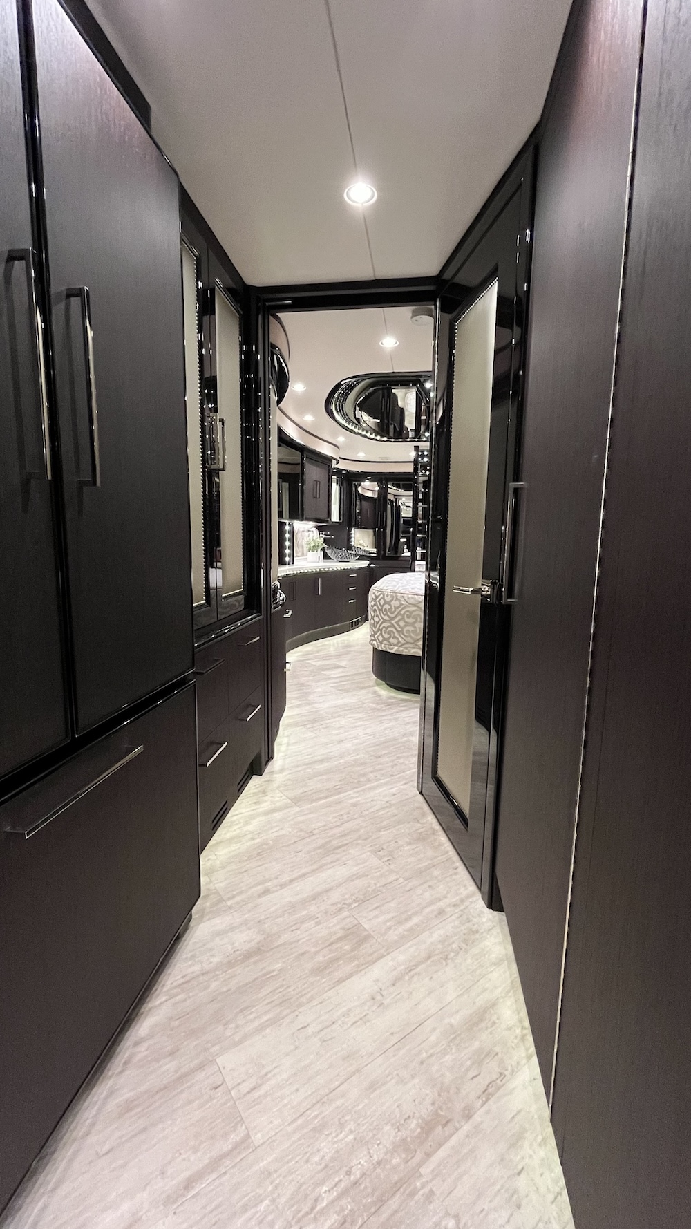2016 Prevost  Liberty H3-45 For Sale