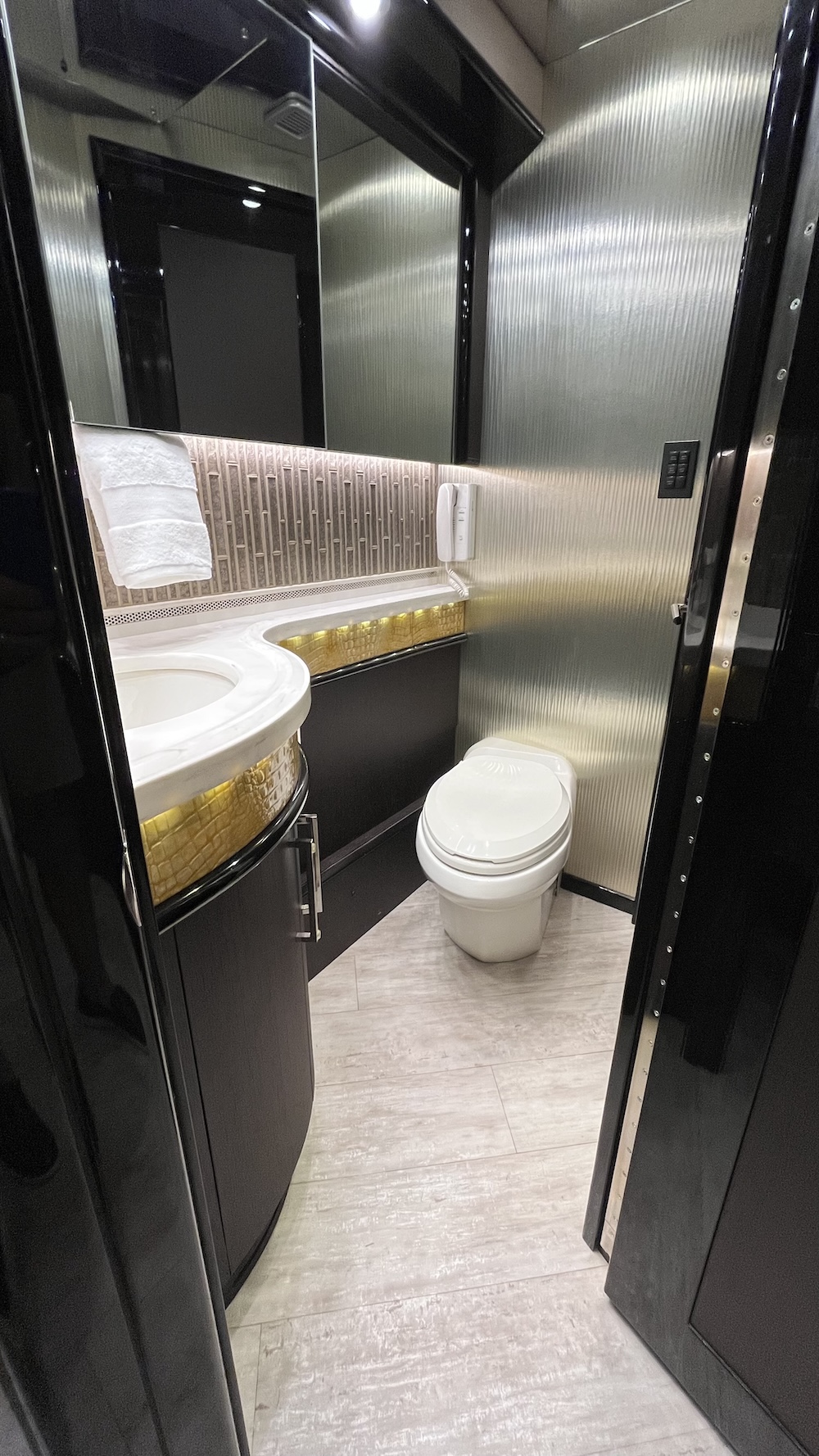 2016 Prevost  Liberty H3-45 For Sale