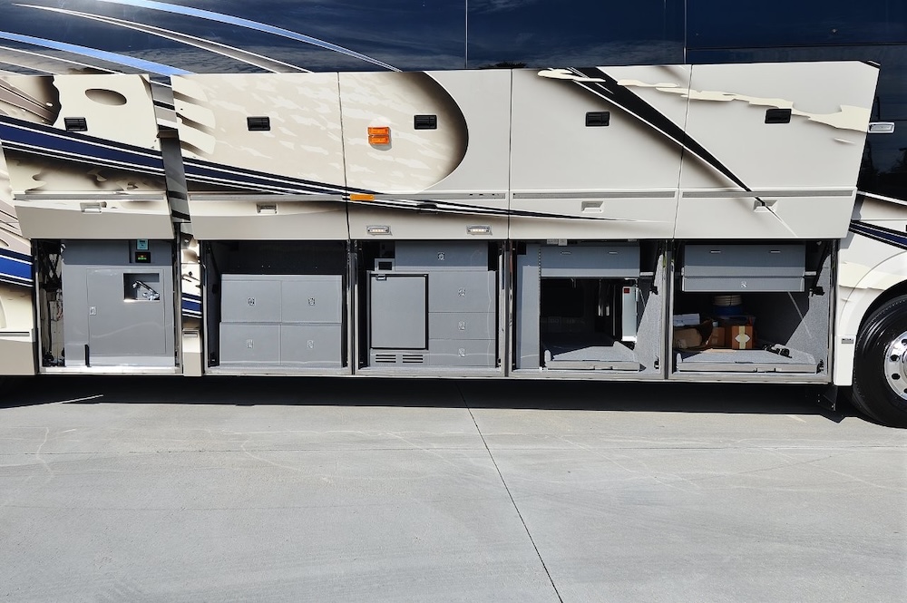2016 Prevost Liberty H3-45 For Sale