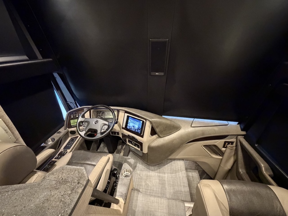 2016 Prevost Liberty H3-45 For Sale