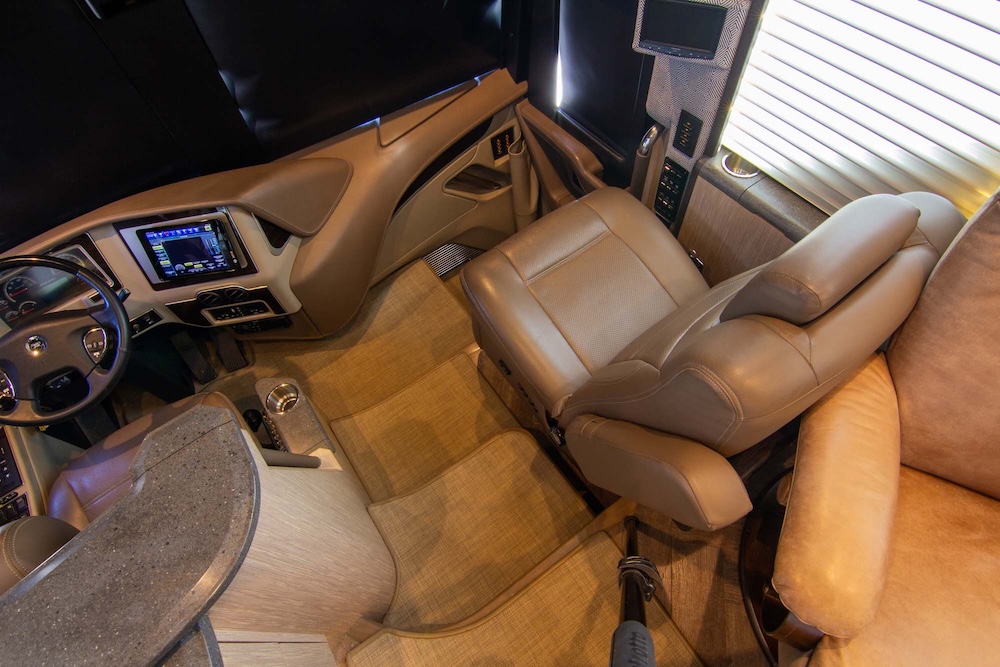 2016 Prevost Liberty  H3-45 For Sale