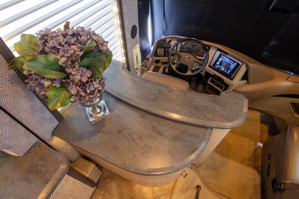2016 Prevost Liberty  H3-45 For Sale