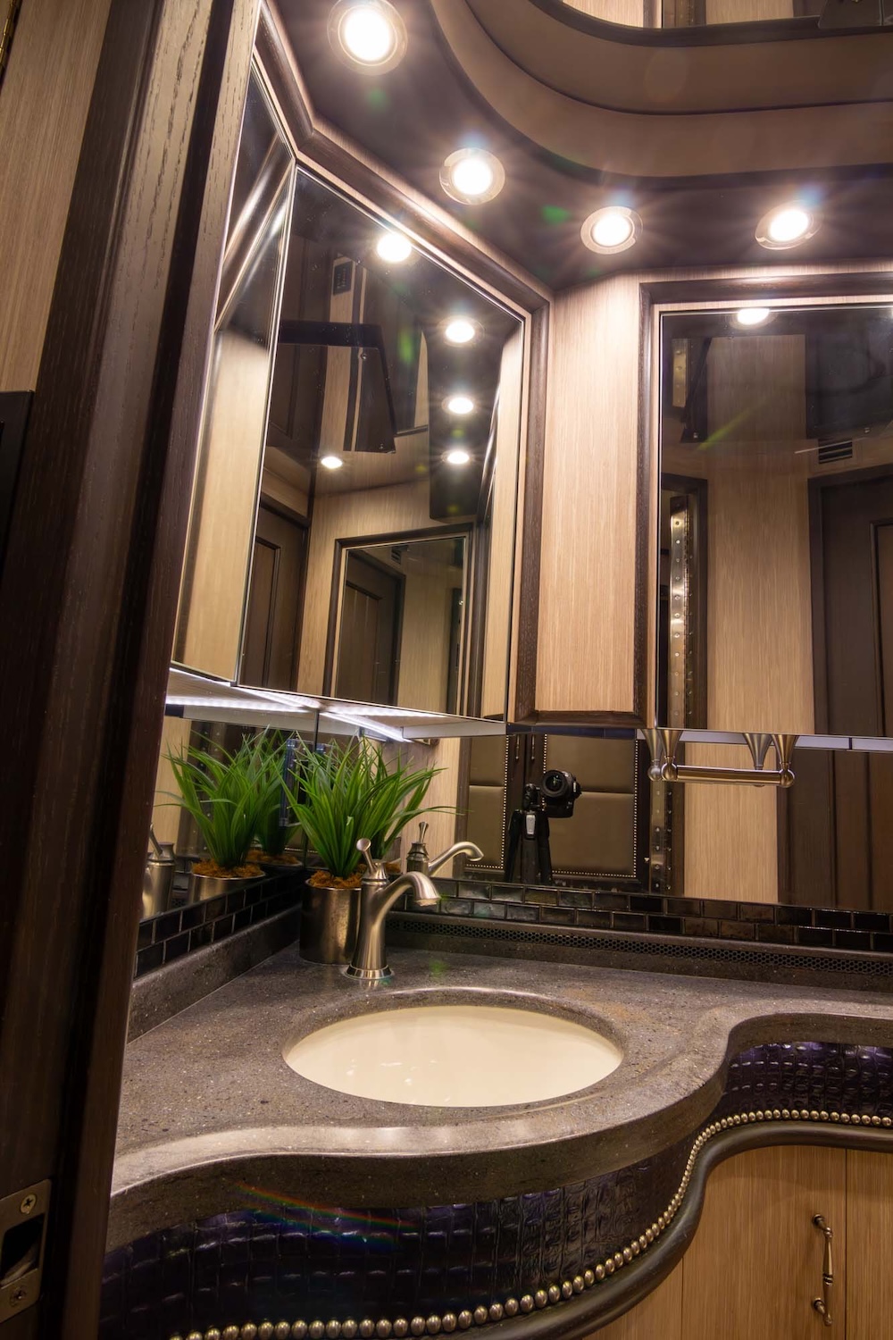 2016 Prevost Liberty  H3-45 For Sale