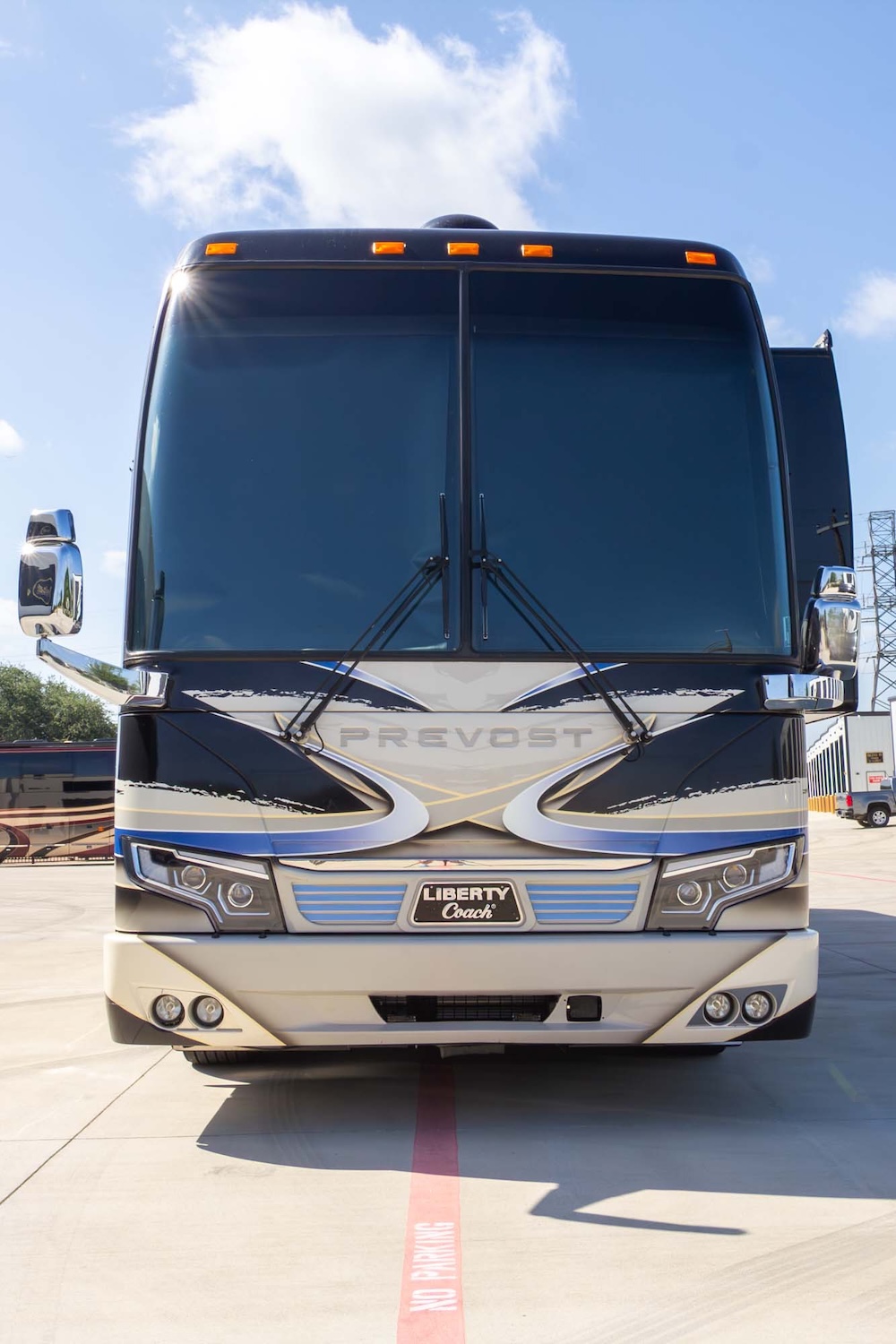2016 Prevost Liberty  H3-45 For Sale