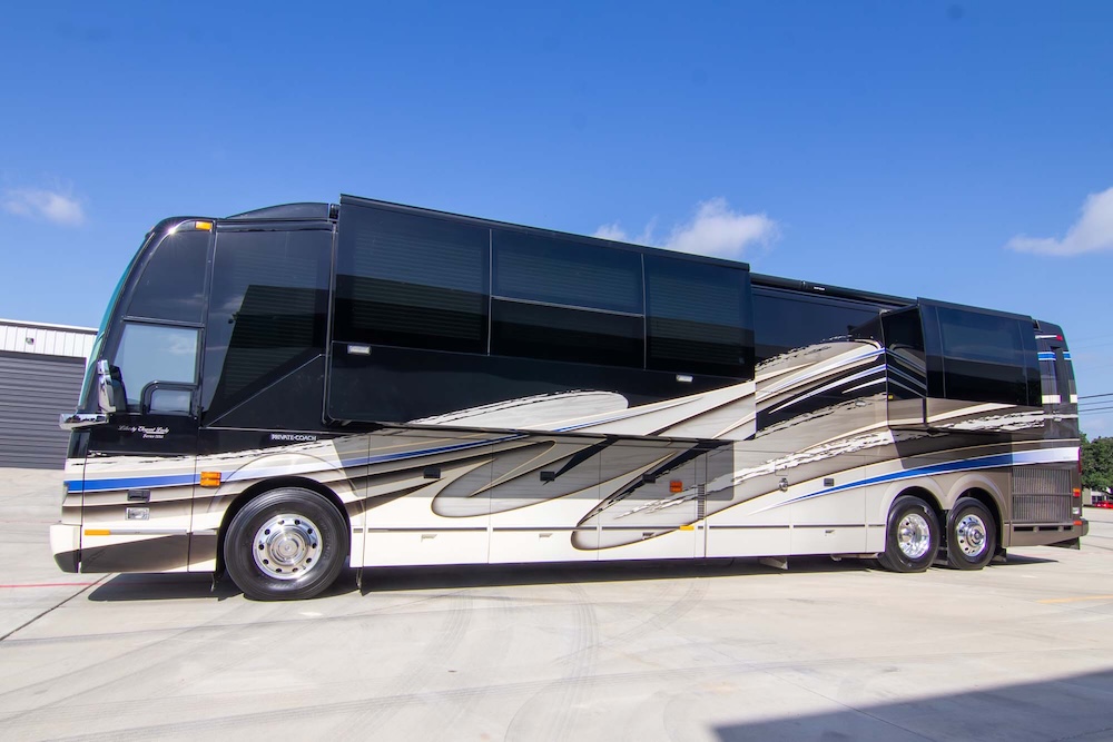 2016 Prevost Liberty  H3-45 For Sale