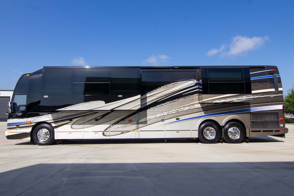 2016 Prevost Liberty  H3-45 For Sale