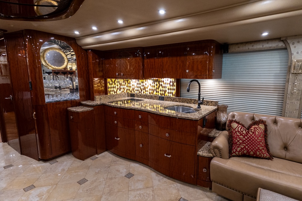 2016 Prevost Millennium H3-45 For Sale