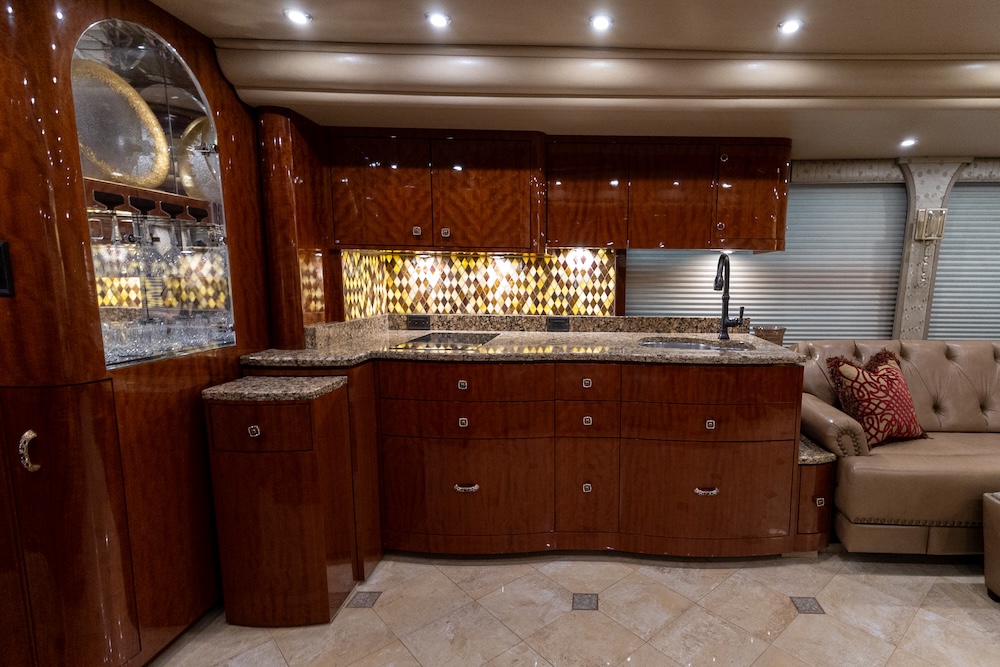2016 Prevost Millennium H3-45 For Sale