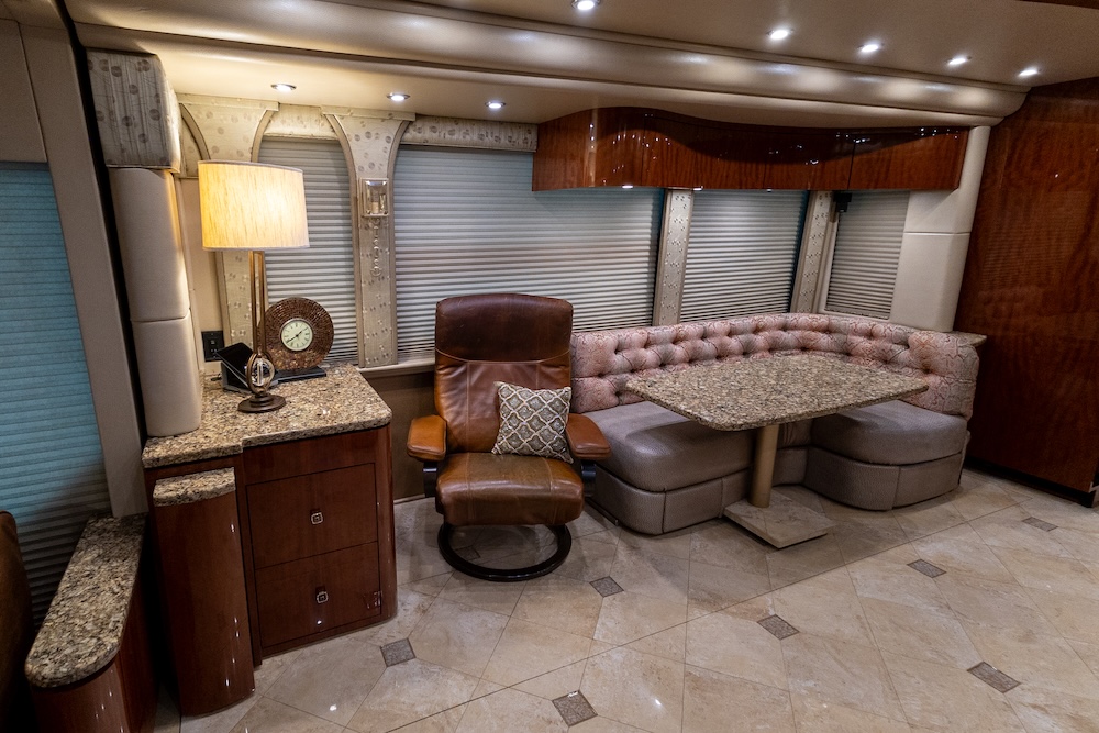 2016 Prevost Millennium H3-45 For Sale