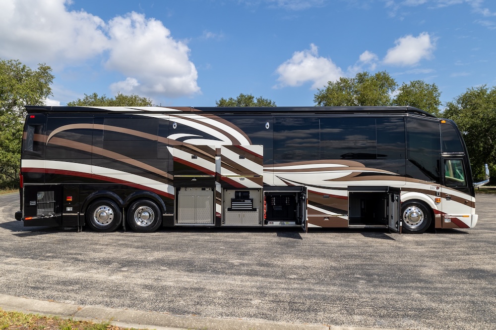 2016 Prevost Millennium H3-45 For Sale