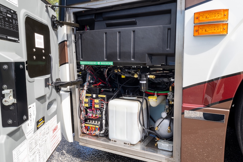 2016 Prevost Millennium H3-45 For Sale
