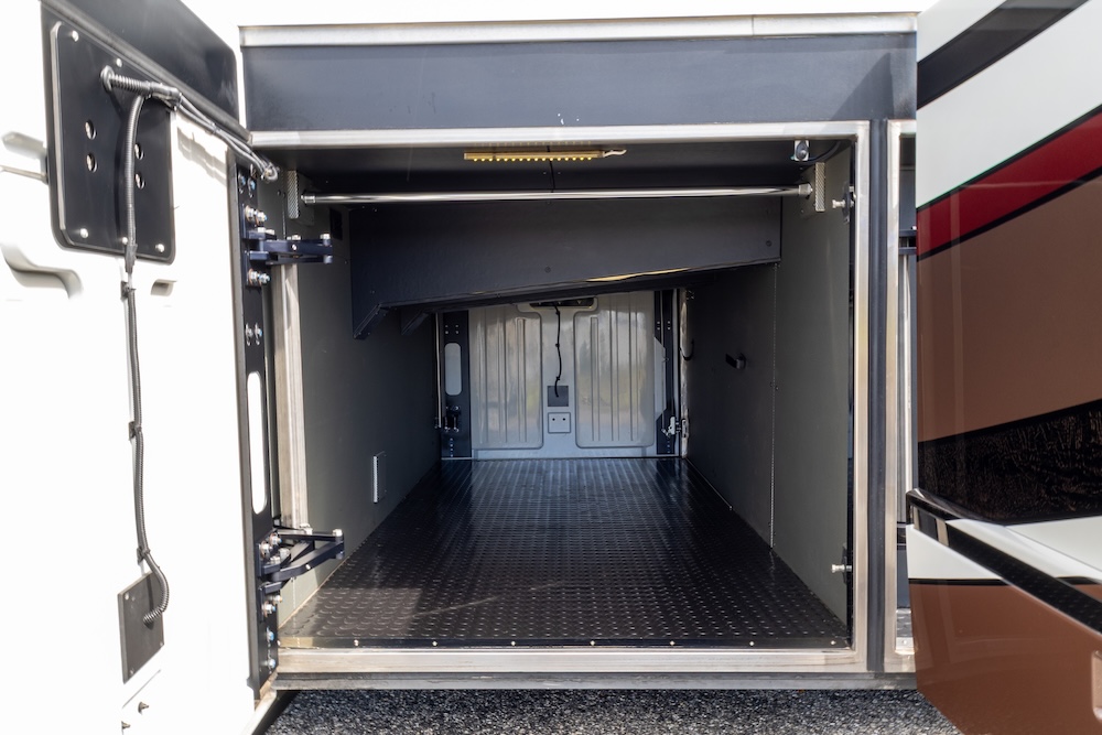 2016 Prevost Millennium H3-45 For Sale