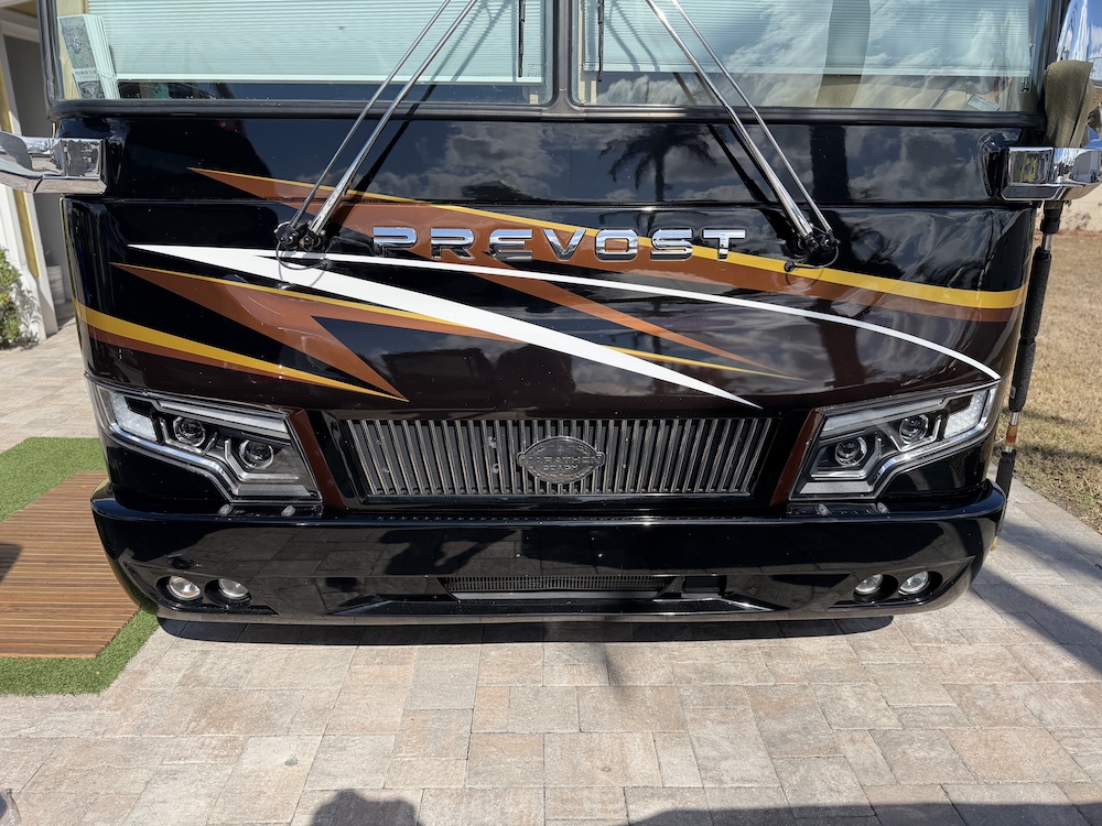 2016 Prevost Marathon H3-45 For Sale