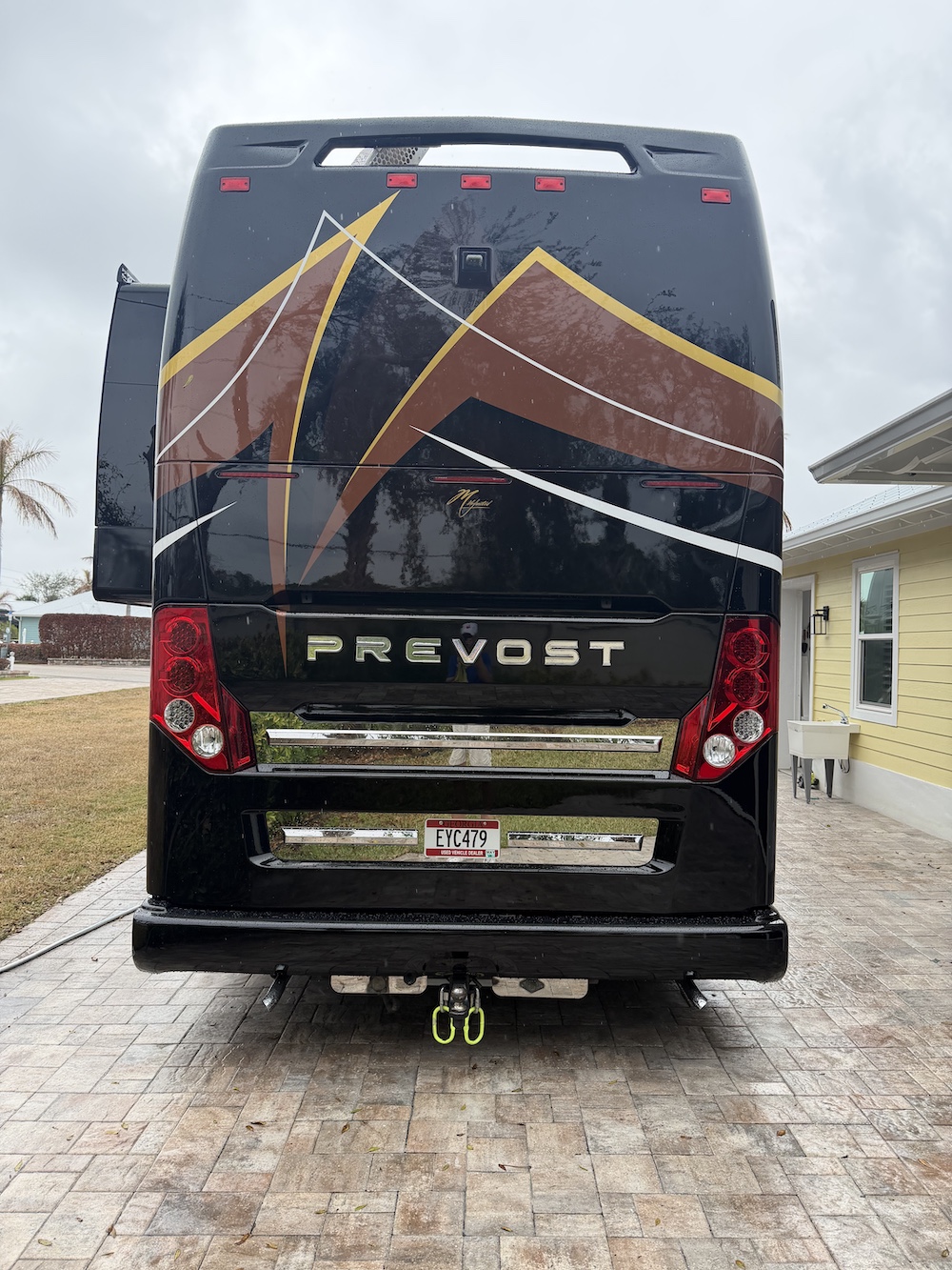 2016 Prevost Marathon H3-45 For Sale