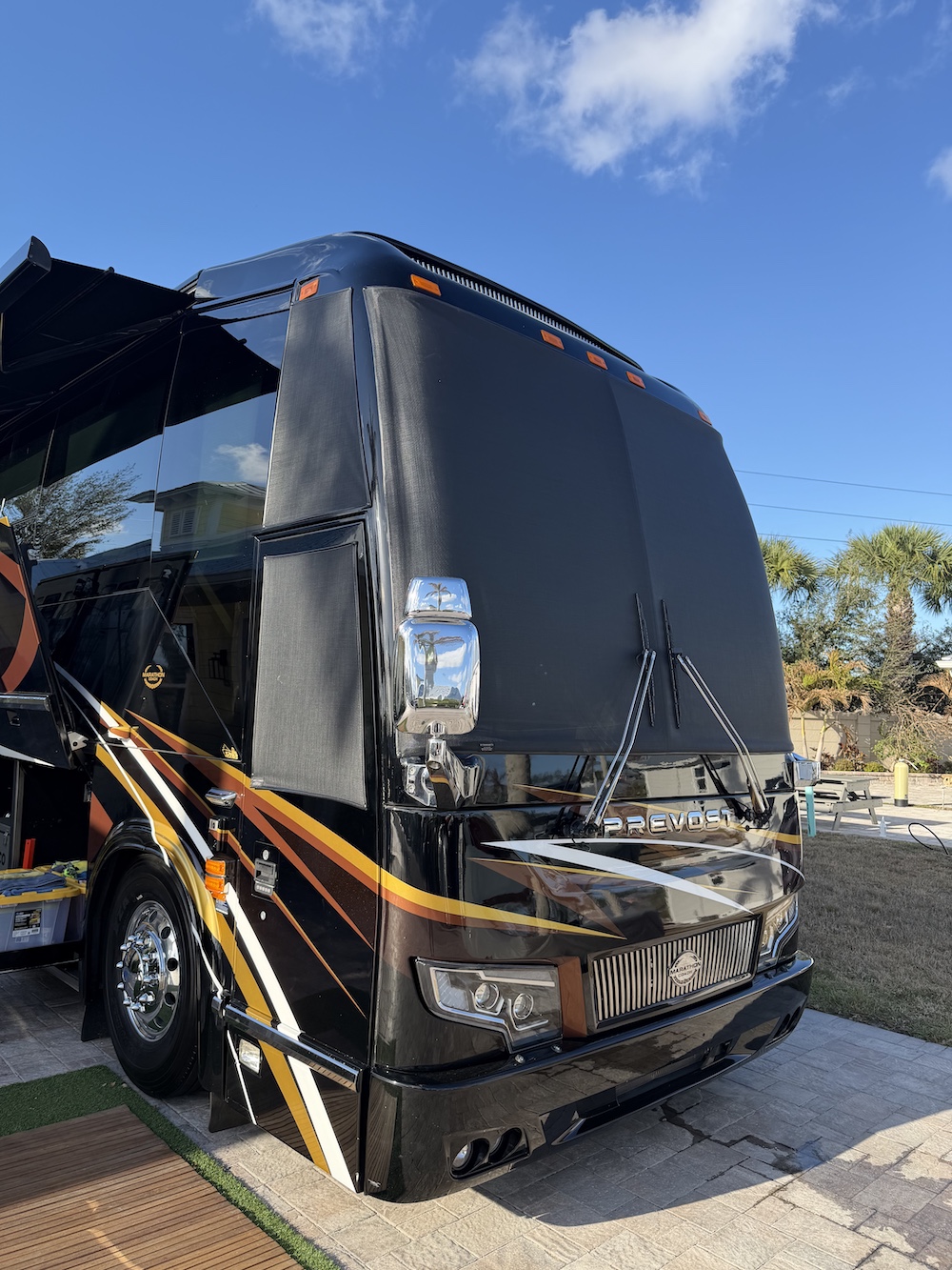 2016 Prevost Marathon H3-45 For Sale