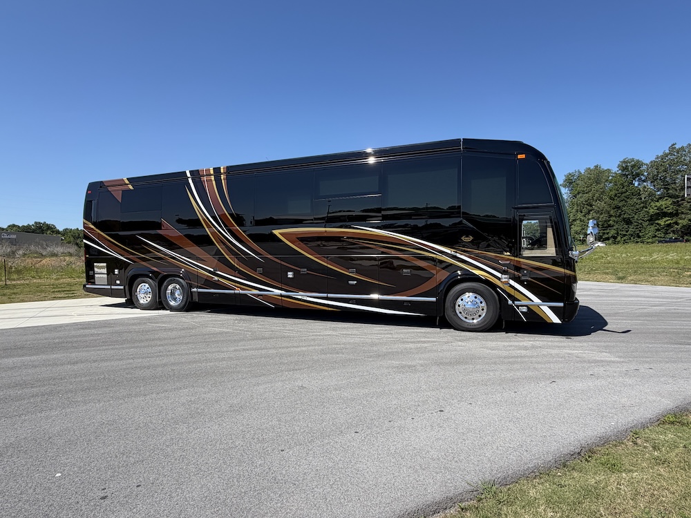 2016 Prevost Marathon H3-45 For Sale