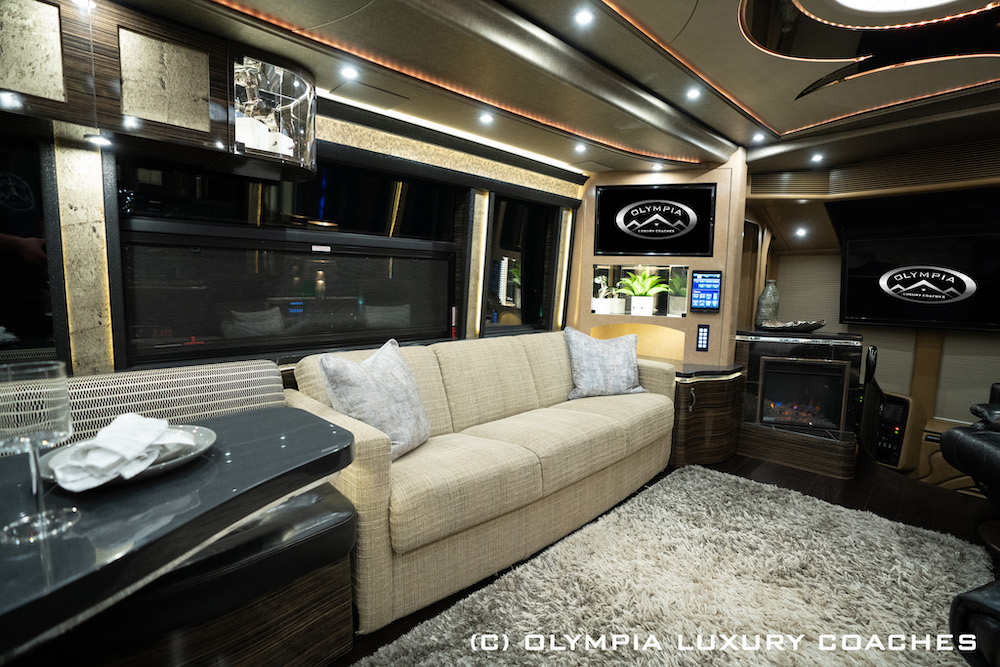 2016 Prevost Olympia H3-45 For Sale