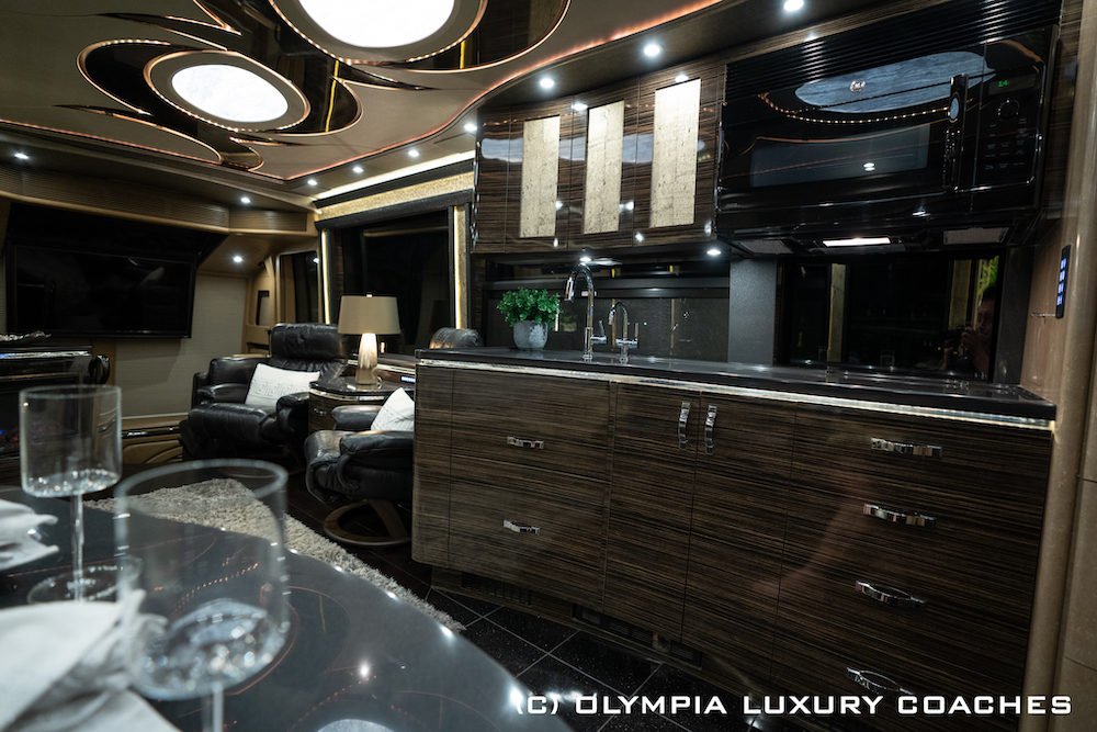 2016 Prevost Olympia H3-45 For Sale