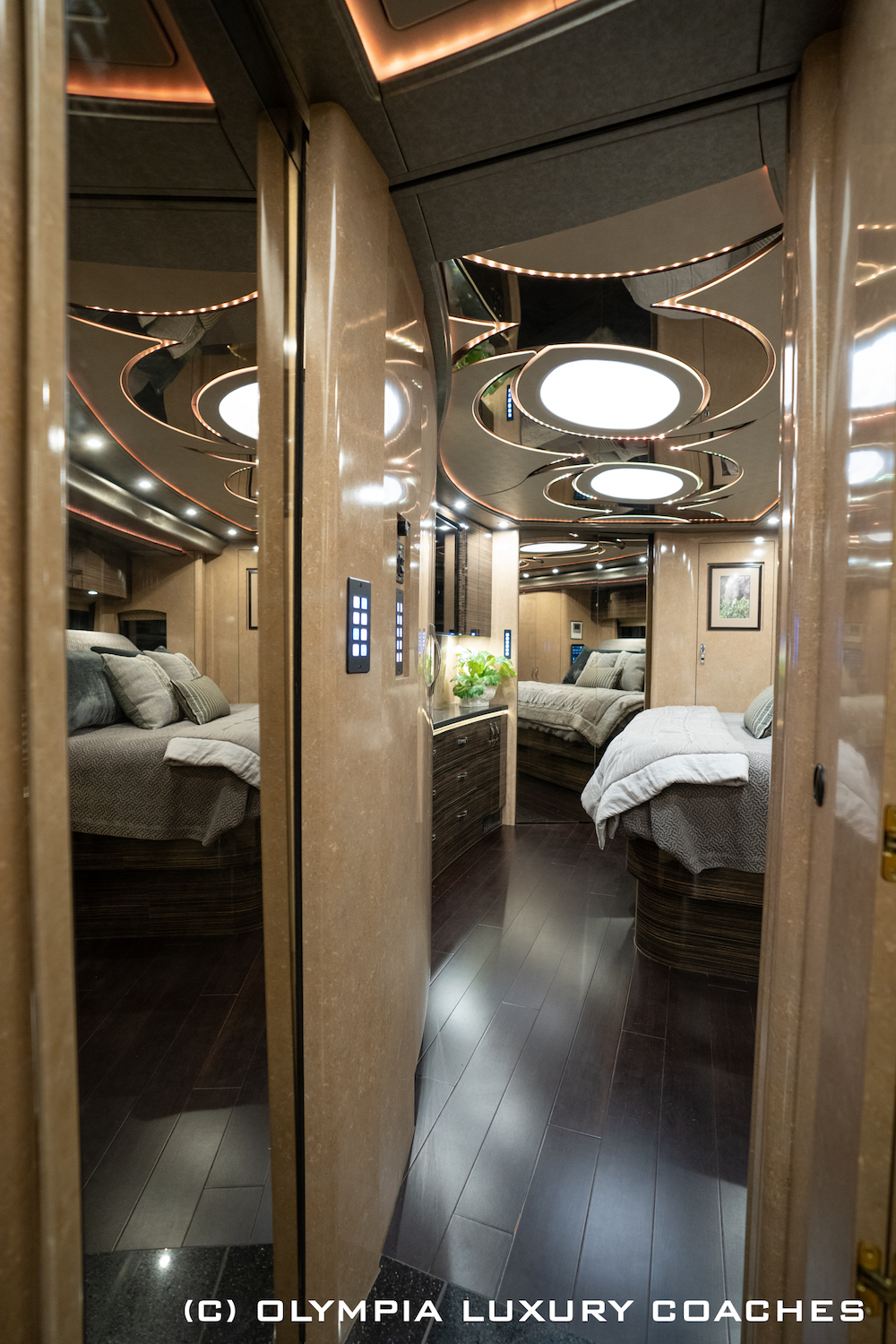 2016 Prevost Olympia H3-45 For Sale