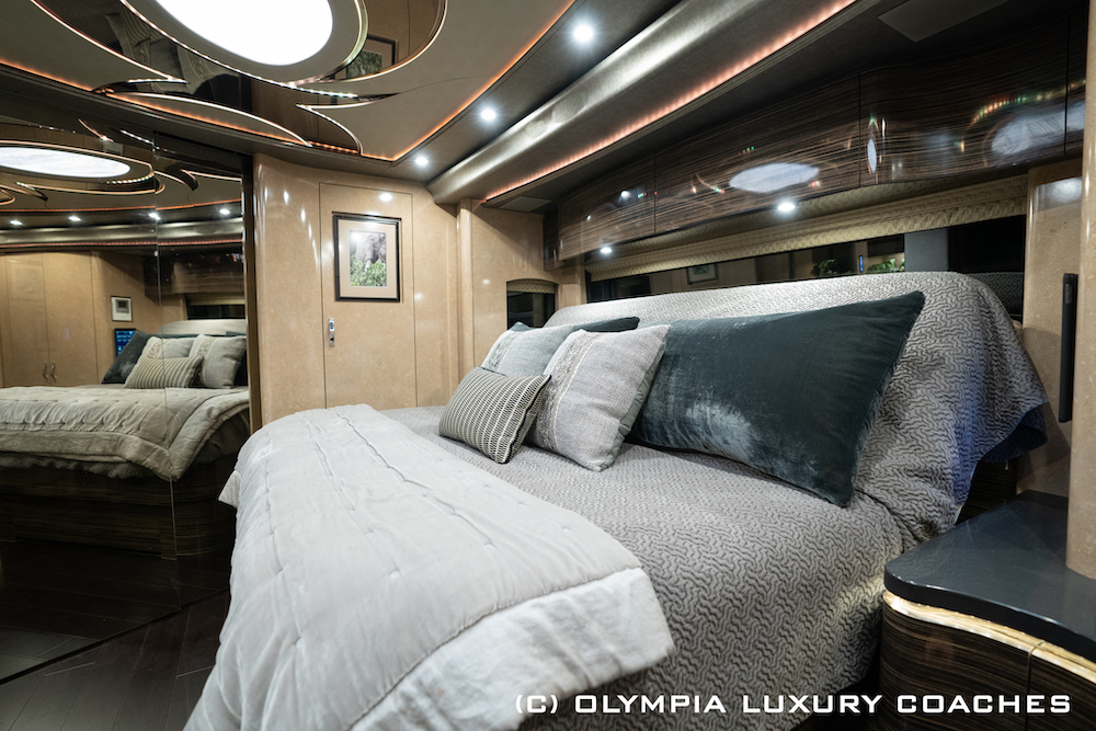 2016 Prevost Olympia H3-45 For Sale