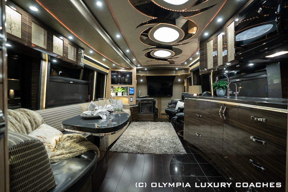 2016 Prevost Olympia H3-45 For Sale