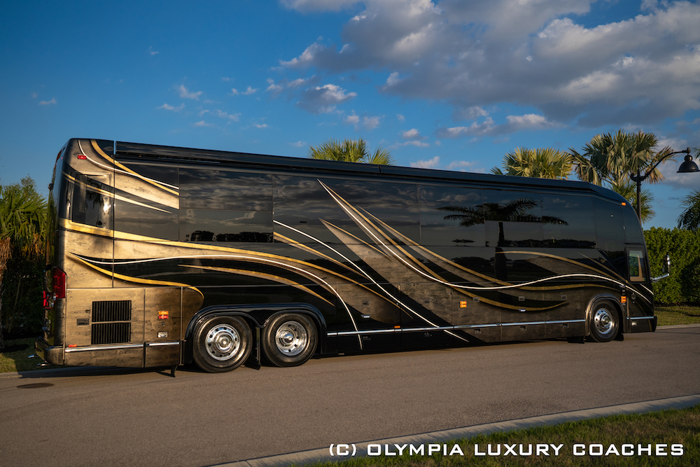 2016 Prevost Olympia H3-45 For Sale