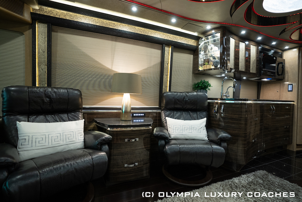 2016 Prevost Olympia H3-45 For Sale