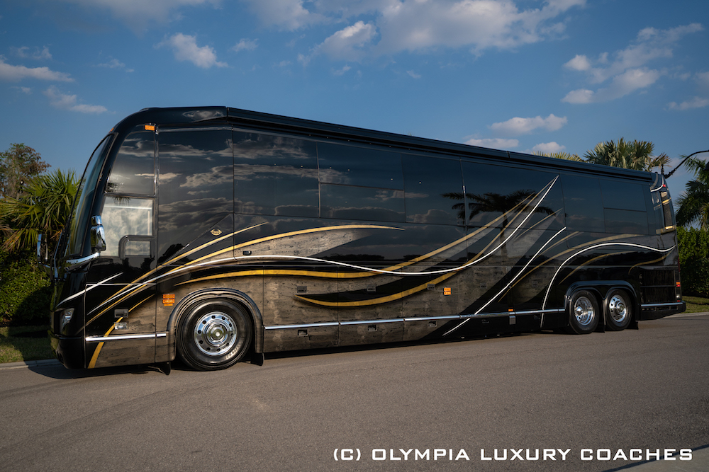 2016 Prevost Olympia H3-45 For Sale