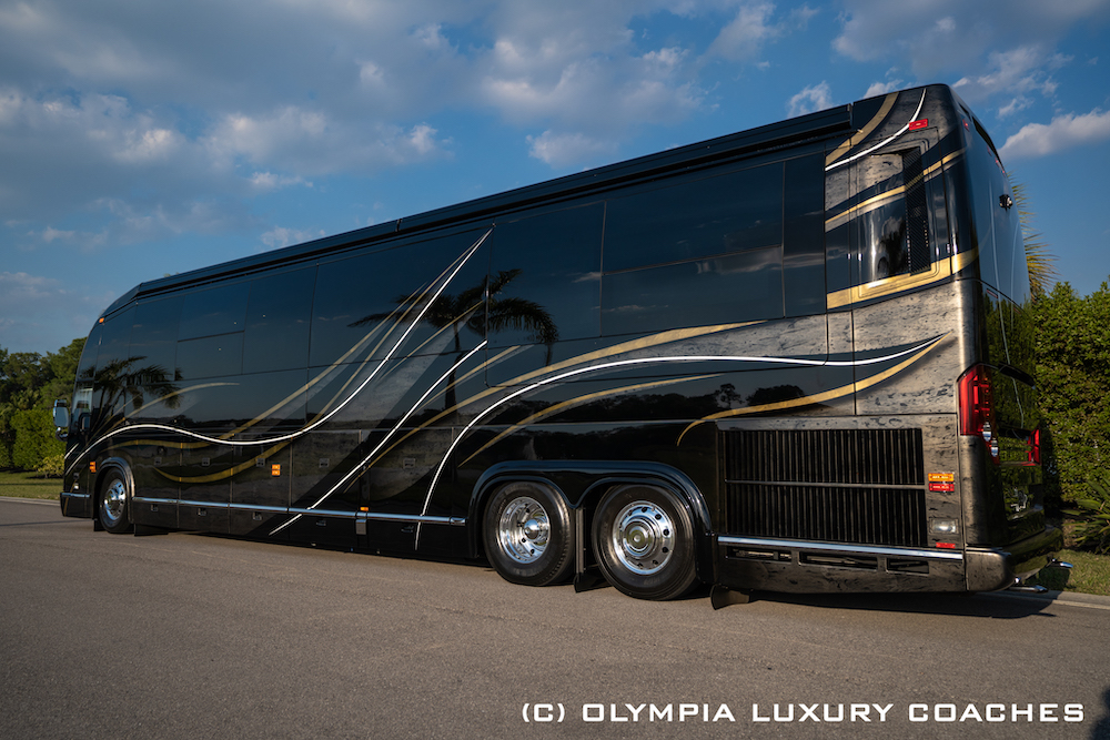 2016 Prevost Olympia H3-45 For Sale