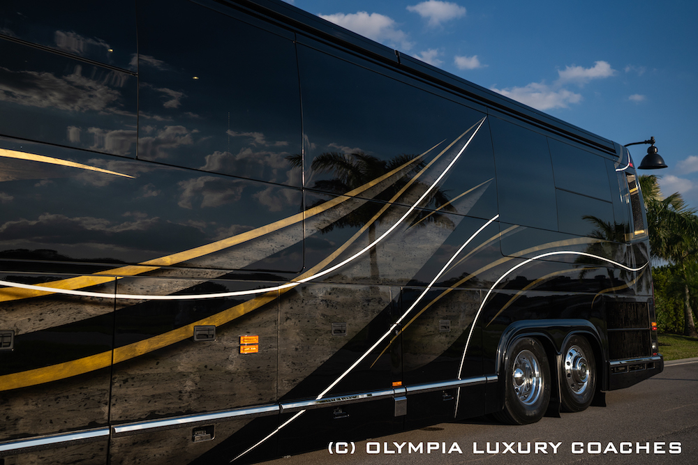 2016 Prevost Olympia H3-45 For Sale