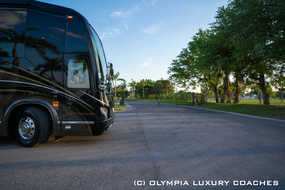 2016 Prevost Olympia H3-45 For Sale