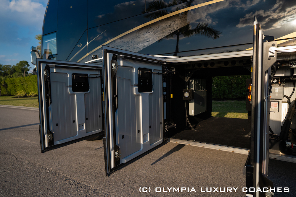 2016 Prevost Olympia H3-45 For Sale