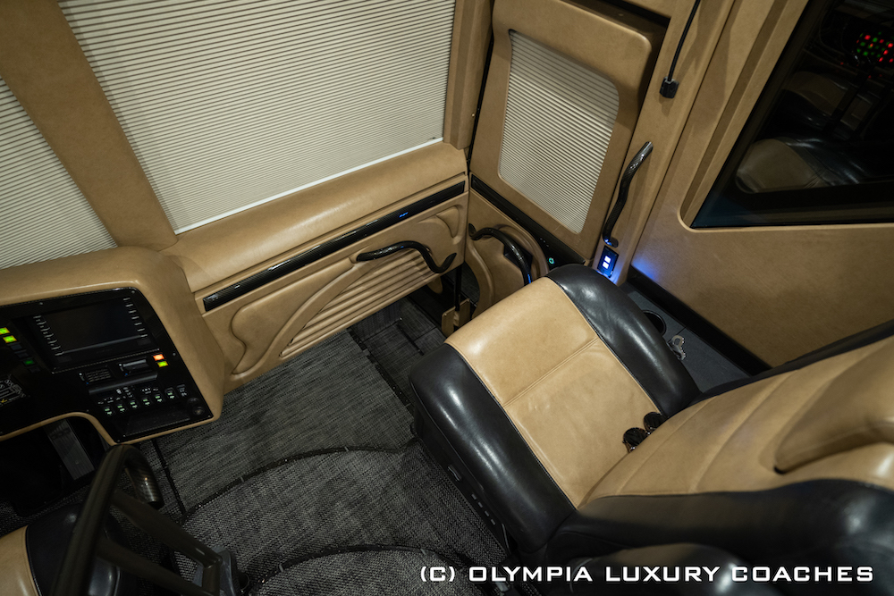 2016 Prevost Olympia H3-45 For Sale