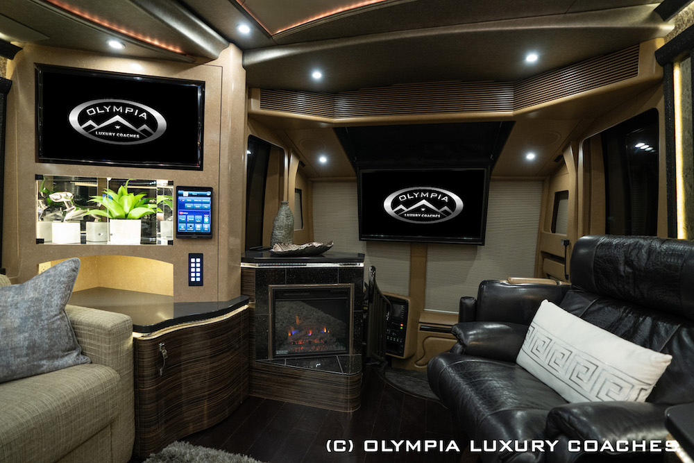 2016 Prevost Olympia H3-45 For Sale