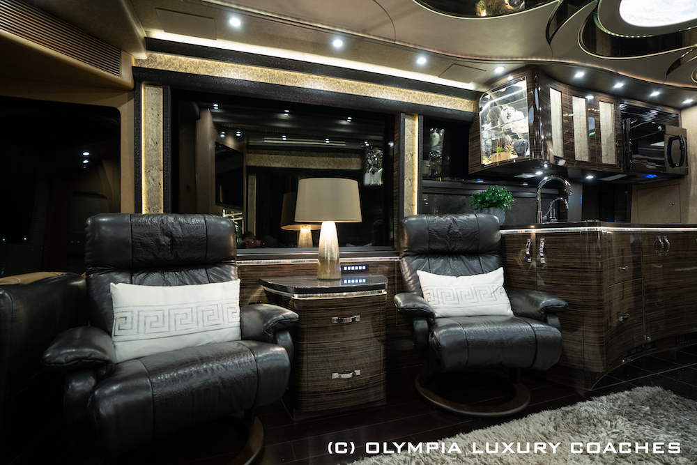 2016 Prevost Olympia H3-45 For Sale