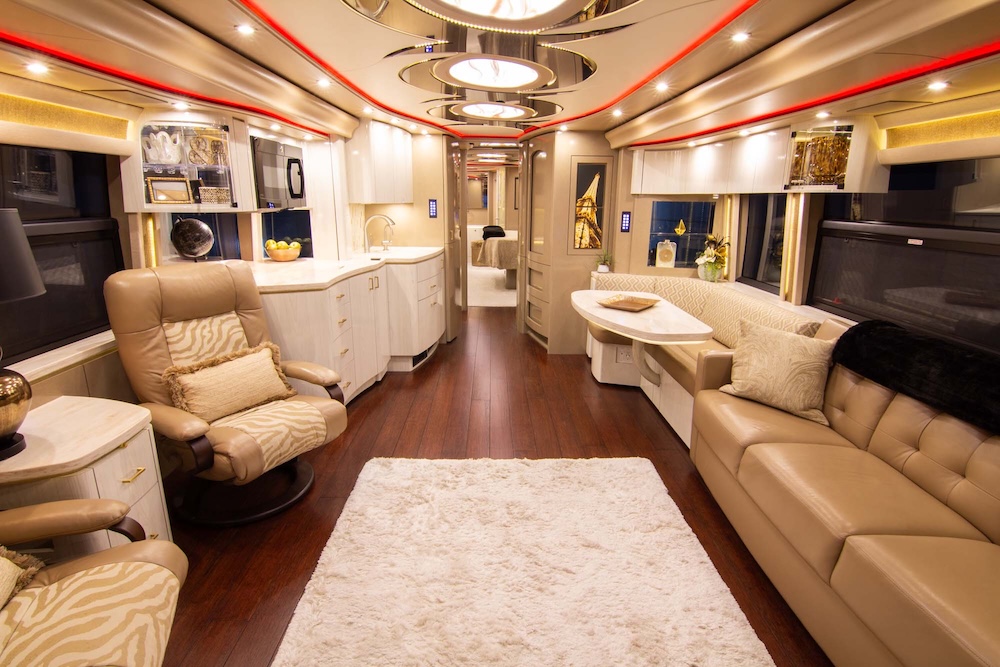 2016 Prevost  Marathon H3-45 For Sale