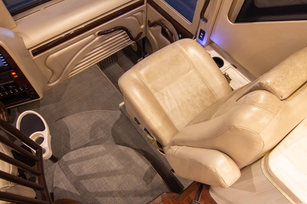 2016 Prevost  Marathon H3-45 For Sale