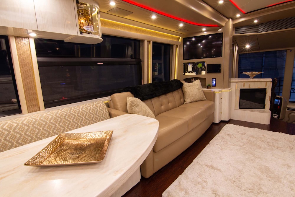 2016 Prevost  Marathon H3-45 For Sale