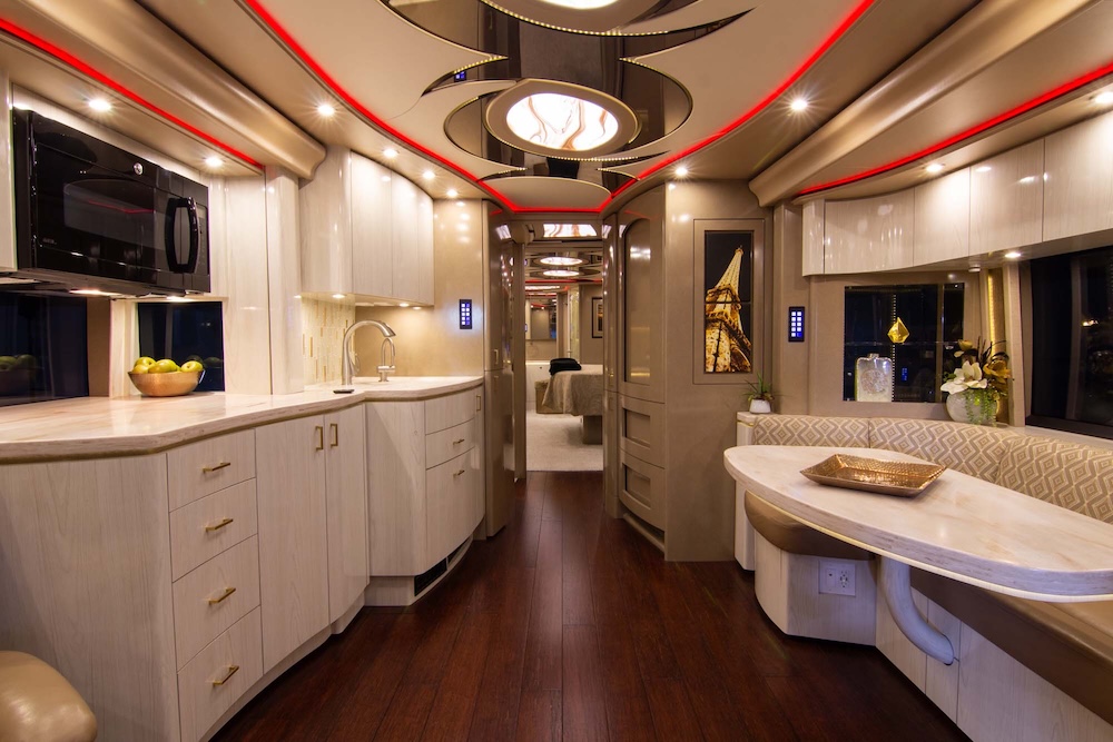 2016 Prevost  Marathon H3-45 For Sale