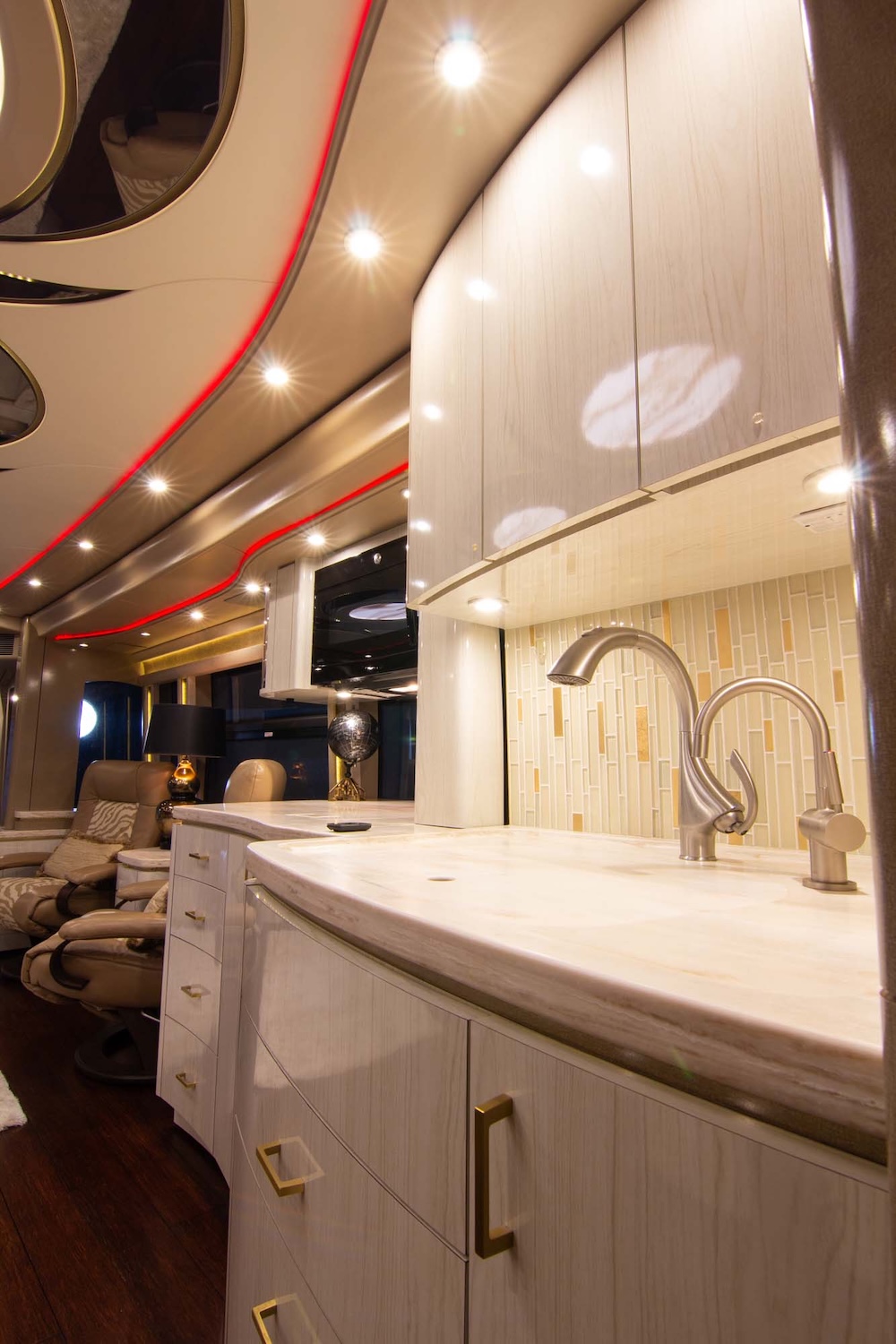 2016 Prevost  Marathon H3-45 For Sale