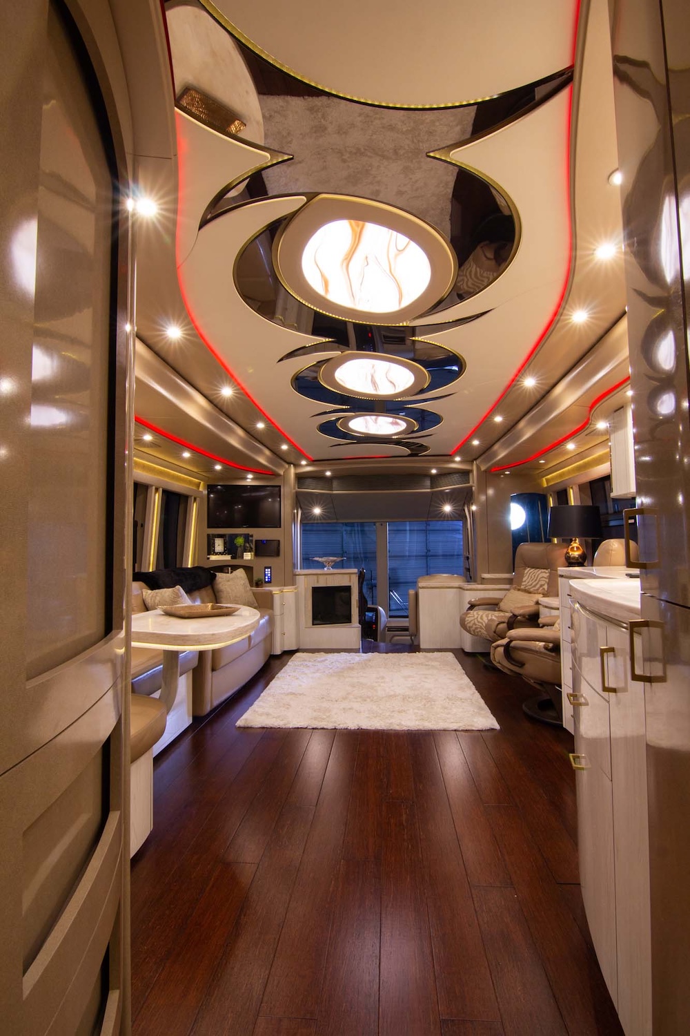 2016 Prevost  Marathon H3-45 For Sale