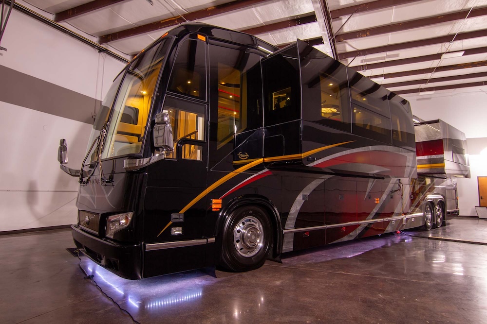 2016 Prevost  Marathon H3-45 For Sale