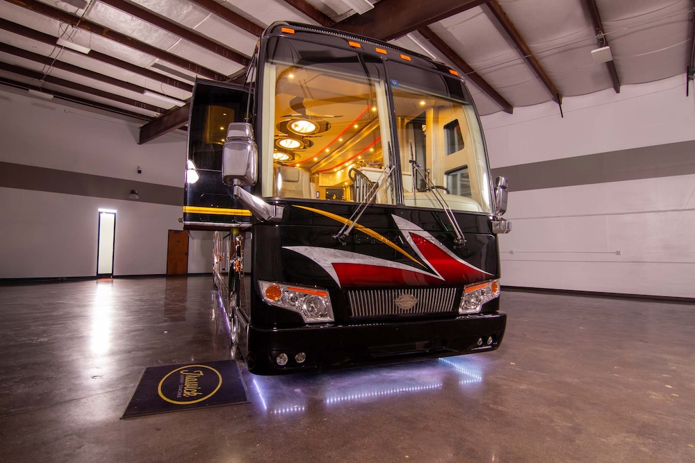 2016 Prevost  Marathon H3-45 For Sale