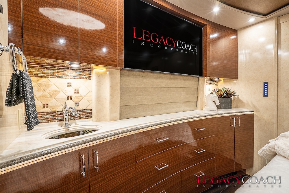 2016 Prevost Marathon X3 For Sale