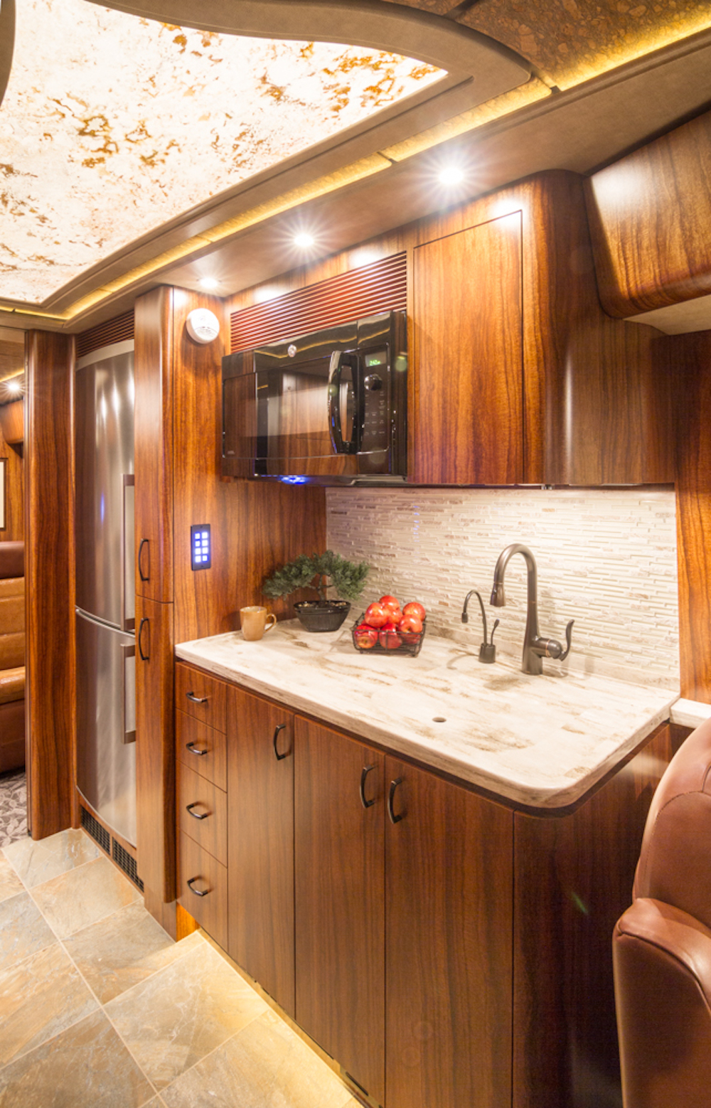 2016 Prevost Marathon X3 For Sale