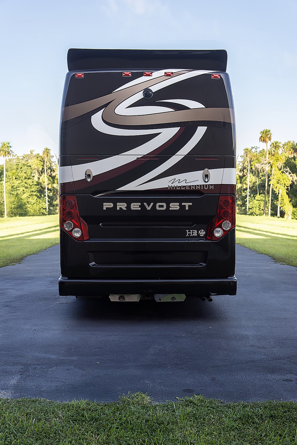 2016 Prevost Millennium H3-45 For Sale